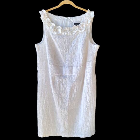 Perceptions Sleeveless Floral Textured Ruffled Midi Shift Dress Size 24W White - Picture 1 of 9